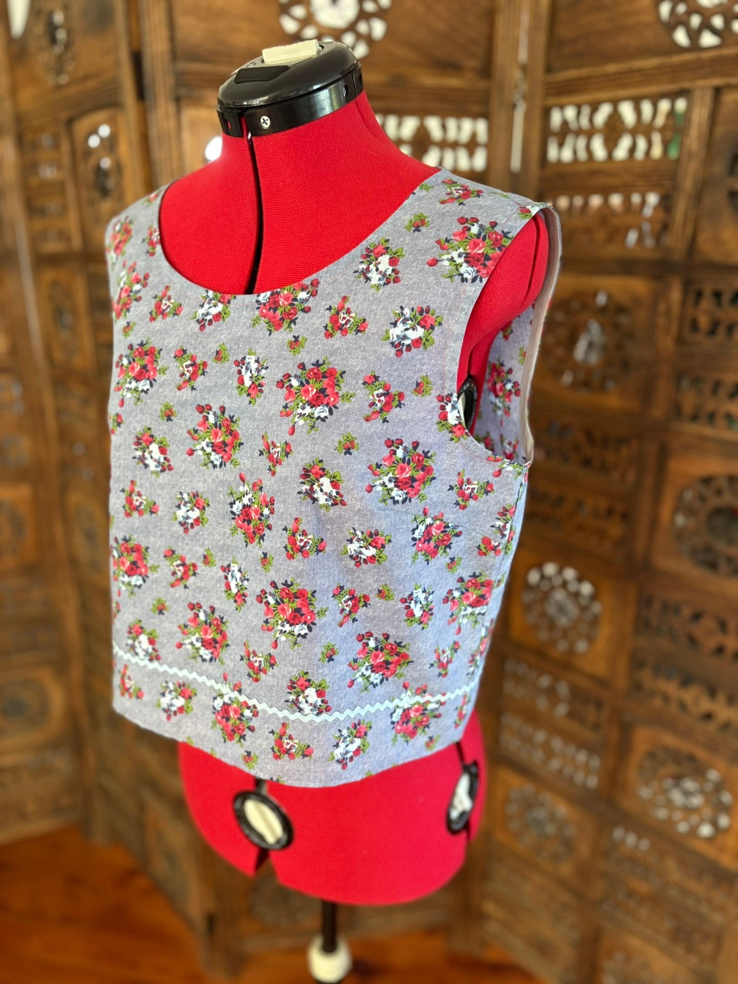 One of a Kind Ric Rac Tank Top - Floral Blue - Size 10